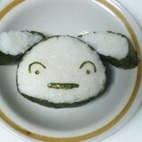 海苔でクレヨンしんちゃんの『しろ』（キャラ弁）